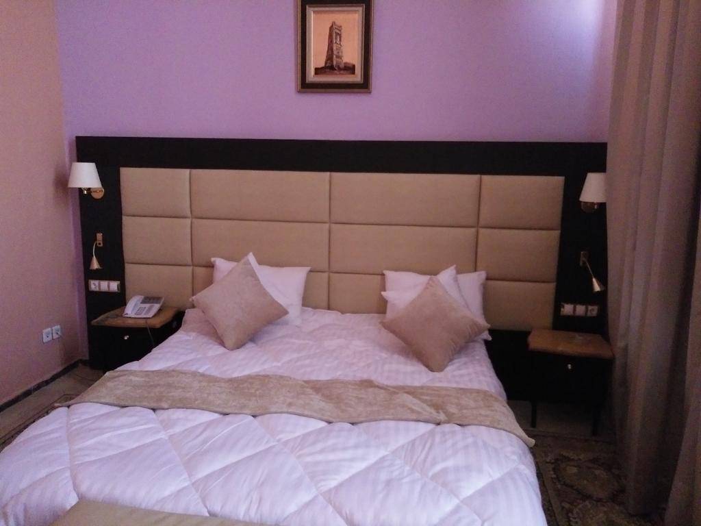 Hotel Les Zianides Tlemcen Ngoại thất bức ảnh